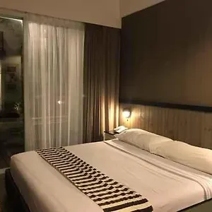 Hotel 7 Bidadari
